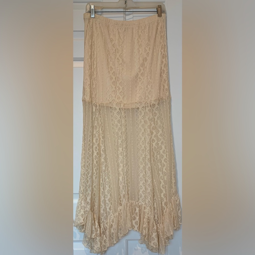 Kirra lace overlay midi skirt with mini skirt lining size M cream color elegant